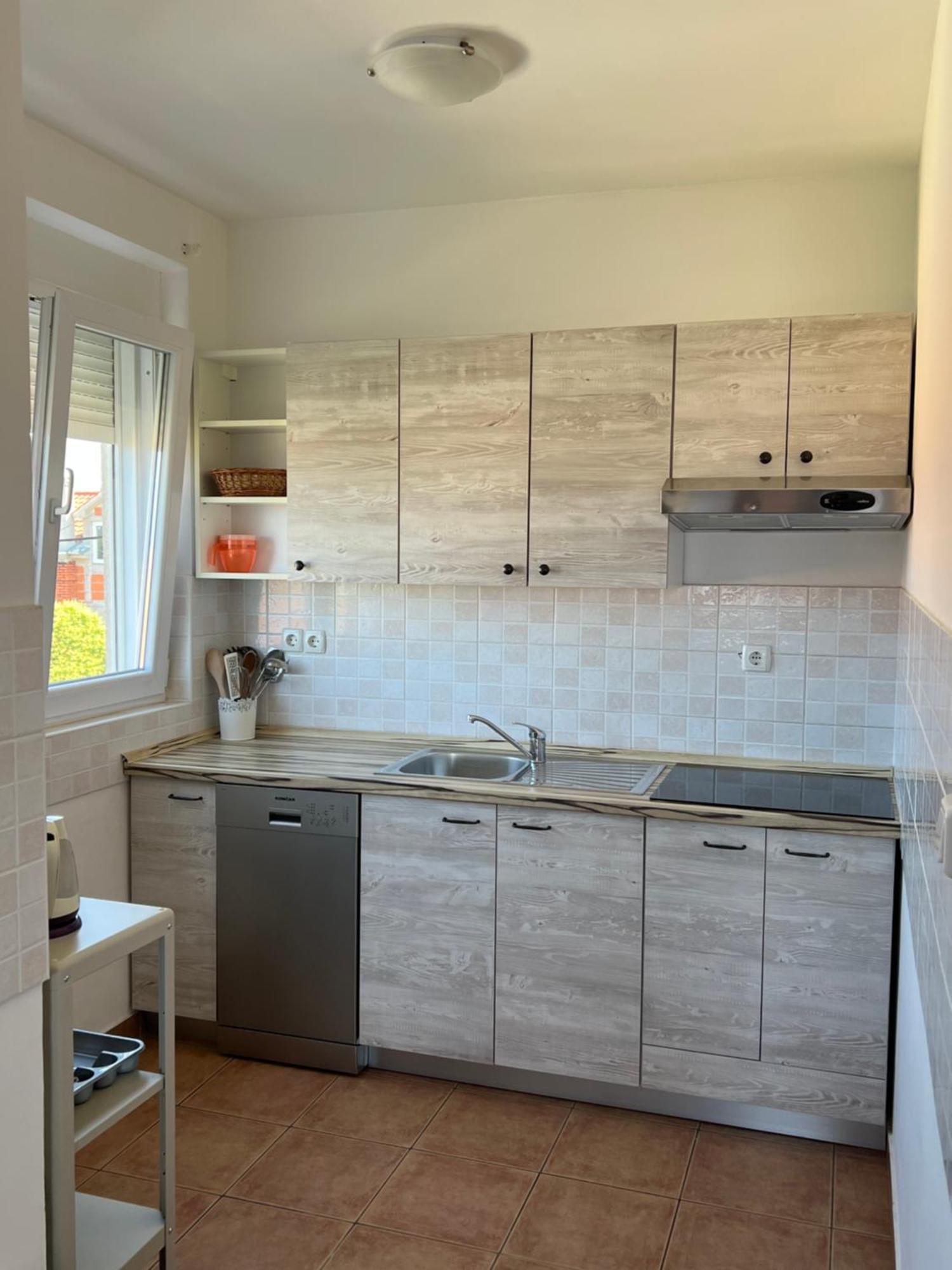 Apartmani Maksan Pakoštane Zewnętrze zdjęcie