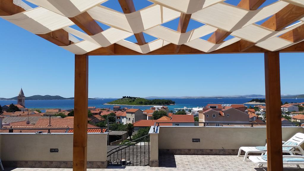 Apartmani Maksan Pakoštane Zewnętrze zdjęcie