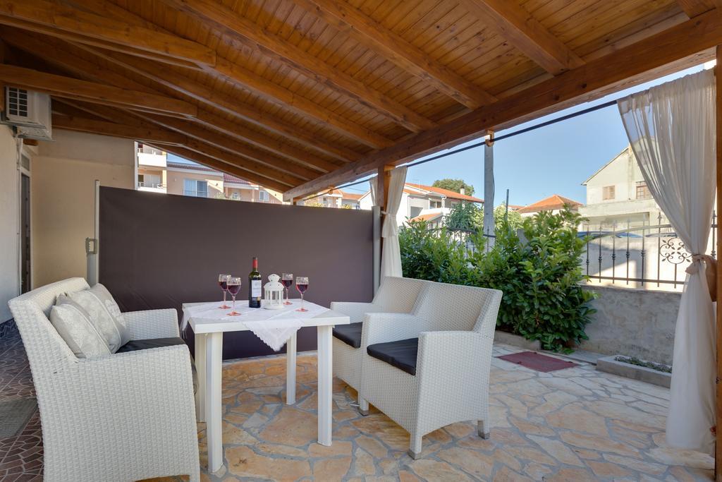 Apartmani Maksan Pakoštane Zewnętrze zdjęcie