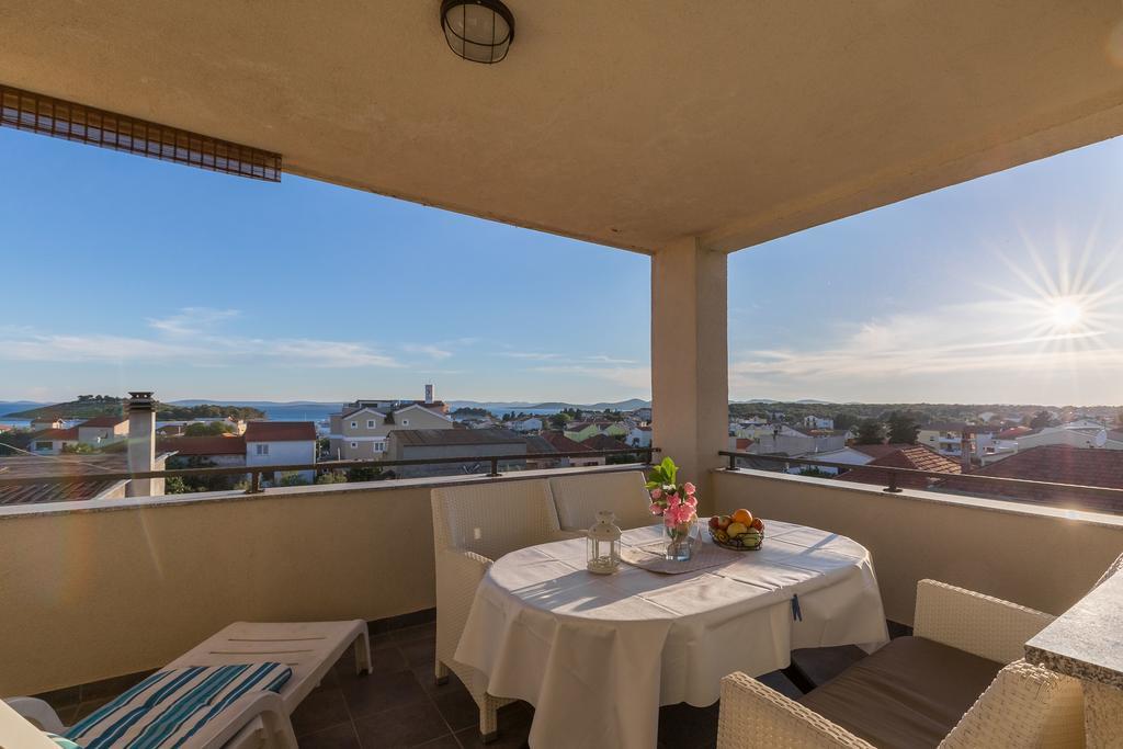 Apartmani Maksan Pakoštane Zewnętrze zdjęcie