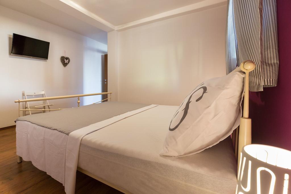 Apartmani Maksan Pakoštane Zewnętrze zdjęcie