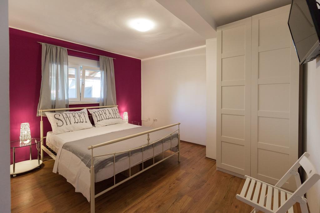 Apartmani Maksan Pakoštane Zewnętrze zdjęcie
