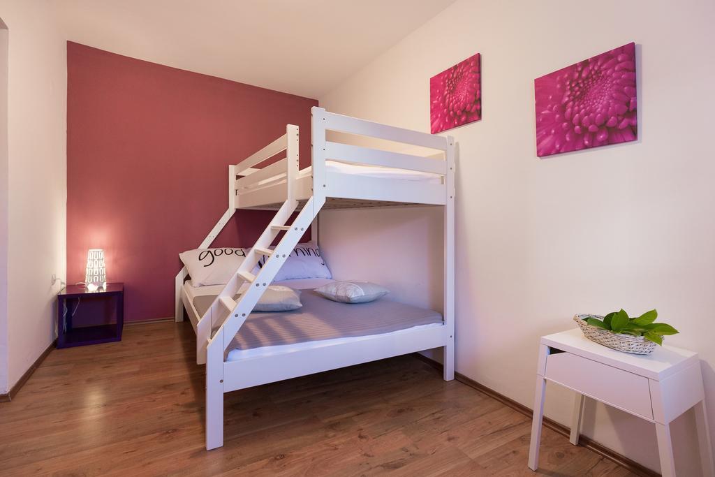 Apartmani Maksan Pakoštane Zewnętrze zdjęcie